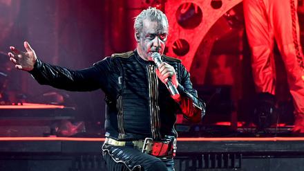 Till Lindemann ist Frontsänger von Rammstein.
