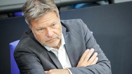 25.05.2023, Berlin: Robert Habeck bei der ersten Lesung des Gesetzes zur Steigerung der Energieeffizienz Foto: Kay Nietfeld/dpa +++ dpa-Bildfunk +++