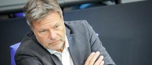 25.05.2023, Berlin: Robert Habeck bei der ersten Lesung des Gesetzes zur Steigerung der Energieeffizienz Foto: Kay Nietfeld/dpa +++ dpa-Bildfunk +++
