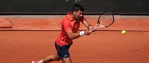 Novak Djokovic in seinem ersten Spiel bei den French Open gegen Aleksandar Kovacevic.