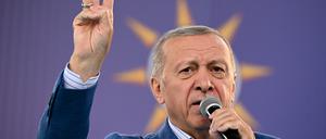 Auch auf Druck Erdogans ändert Stockholm seine Terrorgesetze. Experten warnen vor einer Einschränkung der Demokratie.