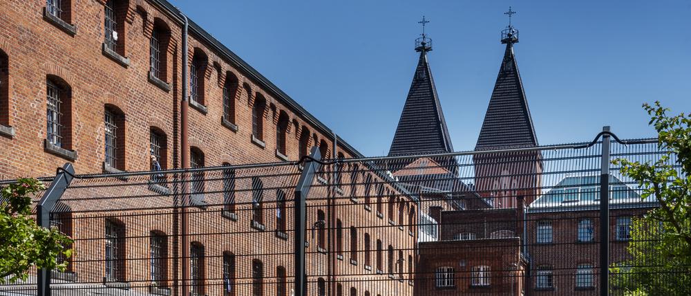 Backstein-Knast. Die Justizvollzugsanstalt Tegel in Berlin von innen.