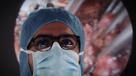 „The Fabric of the Human Body“ von Lucien Castaing-Taylor, Verena Paravel