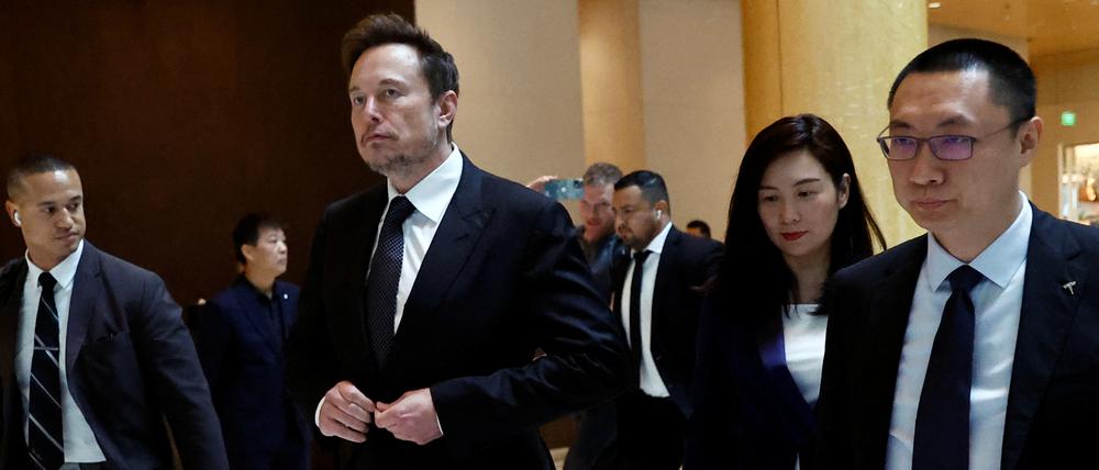 Elon Musk in China.