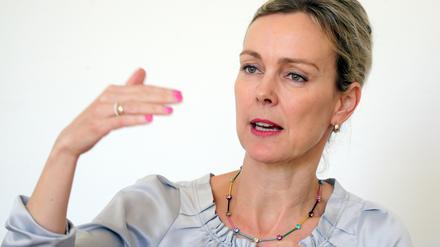PRODUKTION - 30.05.2023, Berlin: Manja Schreiner (CDU), neue Berliner Senatorin für Verkehr, Klimaschutz und Umwelt, spricht während eines dpa-Interviews in ihrem Amtssitz am Köllnischen Park. Foto: Wolfgang Kumm/dpa +++ dpa-Bildfunk +++