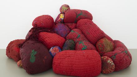 Sheila Hicks, „Rempart“ von 2016