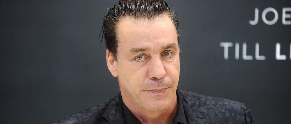 Till Lindemann bei der Frankfurter Buchmesse.