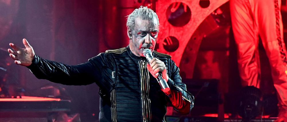 Till Lindemann ist Frontsänger von Rammstein.