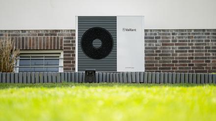 Eine Wärmepumpe der Firma Vaillant.