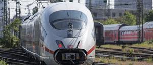 Ein ICE der Deutschen Bahn.
