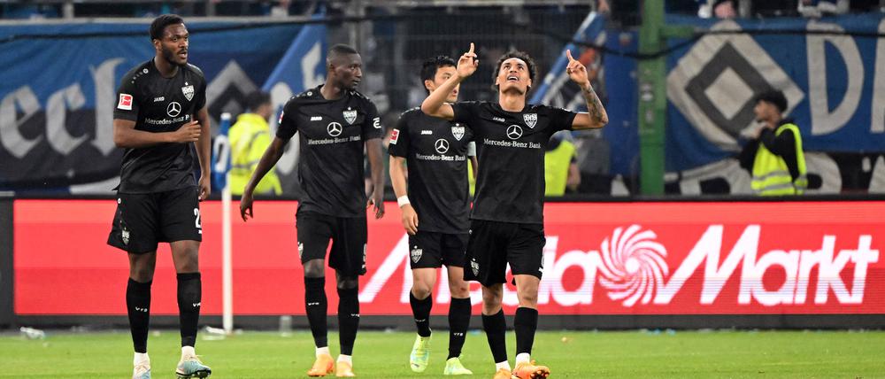 Stuttgarts Enzo Millot schockte den Hamburger SV gleich zweimal im zweiten Durchgang und besiegelte mit seinem Doppelpack den Klassenerhalt des VfB.