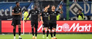 Stuttgarts Enzo Millot schockte den Hamburger SV gleich zweimal im zweiten Durchgang und besiegelte mit seinem Doppelpack den Klassenerhalt des VfB.