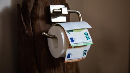 Erben müssen nicht viel dafür tun, damit das Geld in ihre Hände fällt.