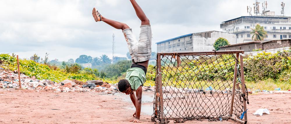 „Filles-Pétroles“ (Petroleummädchen) Tanztage Potsdam