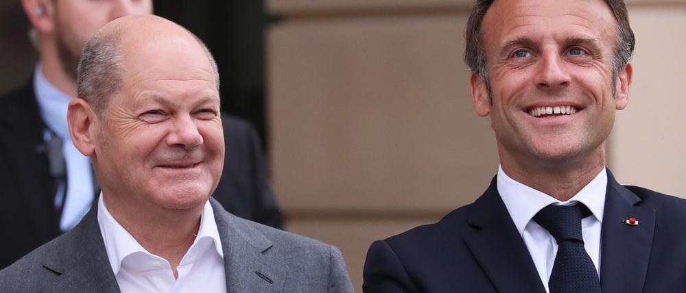 Bundeskanzler Olaf Scholz trifft Frankreichs Präsident Emmanuel Macron zum Abendessen.