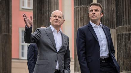 Sprechen zu wenig miteinander: Bundeskanzler Olaf Scholz (l., SPD), und Frankreichs Präsident Emmanuel Macron, Präsident von Frankreich.