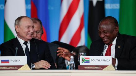 Vladimir Putin und Cyril Ramaphosa.