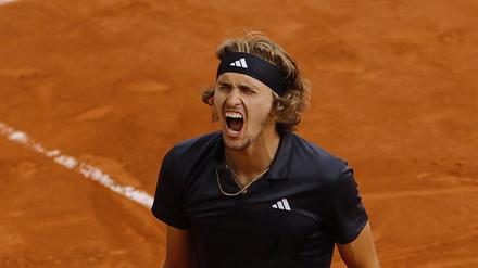 Alexander Zverev steht im Halbfinale der French Open.