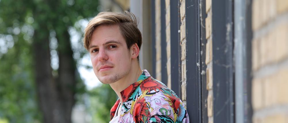 Paul Sies, Jahrgang 1994, ist seit 2019 im Ensemble des Hans Otto Theaters.