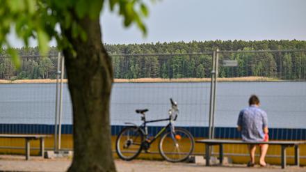 Der Helenesee ist wegen Rutschungen gesperrt.