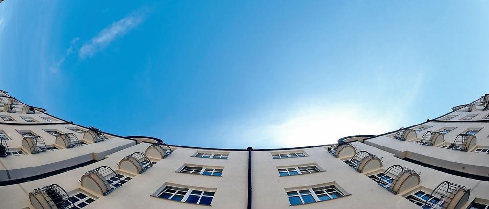 In den vergangenen Monaten sind Immobilienkäufe deutlich zurückgegangen – das ändert sich langsam wieder.