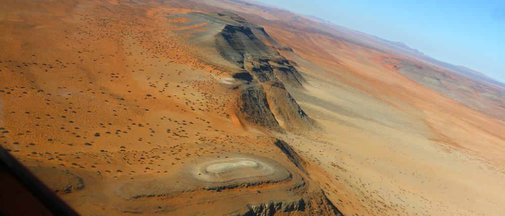 Noch eine Baustelle: Eines der größten deutschen Projekte für grünen Wasserstoff entsteht derzeit in der namibischen Wüste.