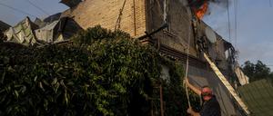 In Cherson schlug ein russisches Geschoss in unmittelbarer Nähe von Wohnhäusern ein (Archivbild).