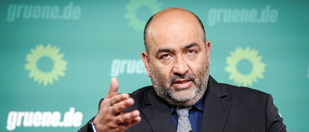 Omid Nouripour, Bundesvorsitzender von Bündnis 90/Die Grünen, versucht nach dem Asylkompromiss zu beschwichtigen.