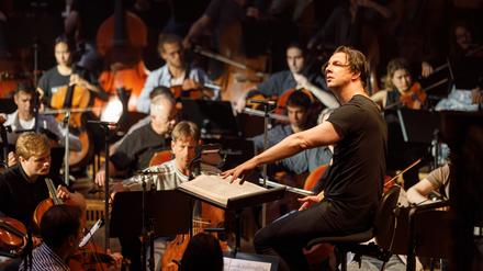 Einander zuhören. Bei Utopia spielen 128 Musiker:innen aus 31 Ländern, auch aus Russland und der Ukraine.