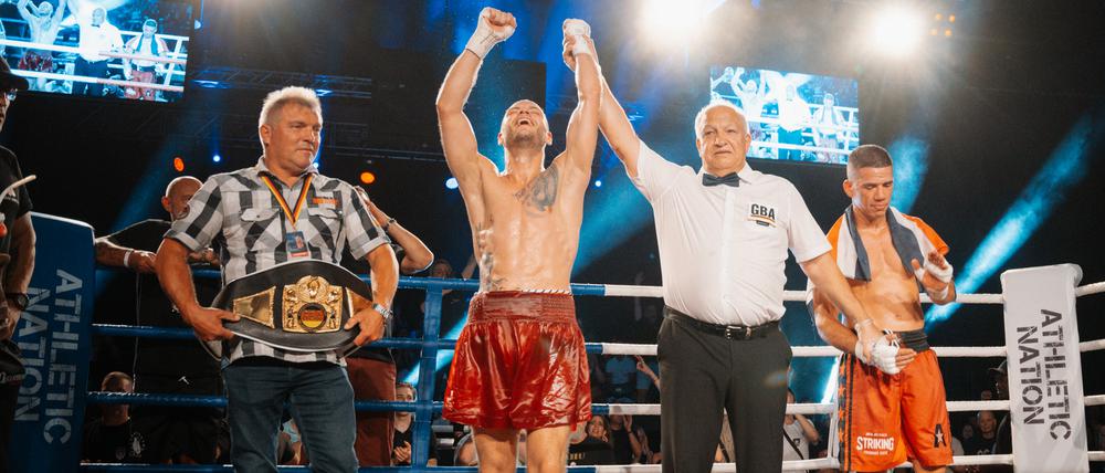 Ferdinand Pilz war am Ende des Abends der große Gewinner bei der Mixed Fight Night im Huxleys.