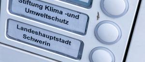 Das Klingelschild der Stiftung Klima- und Umweltschutz.