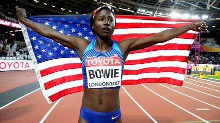 Tori Bowie aus den USA jubelt über ihren Sieg im 100 m Finale der Frauen 2017 in London.