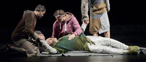 Bruder Massée (Elmar Gilbertsson), Saint François (Michael Mayes), Bruder Léon (Danylo Matviienko), Bruder Bernard (Marko Špehar) in „Saint François d’Assise“ von Olivier Messiaen