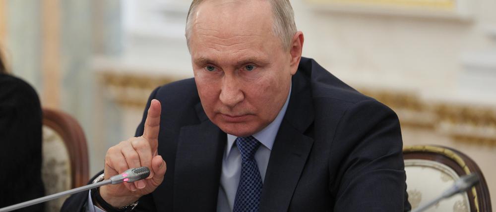 Putin traf am 13. Juni zahlreiche Kriegskorrespondenten. 
