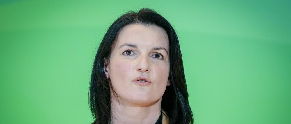 Irene Mihalic (Bündnis 90/Die Grünen), Parlamentarische Geschäftsführerin, gibt im Bundestag eine Pressekonferenz.