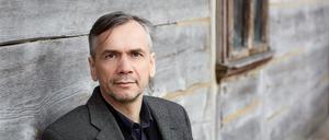 Der Schriftsteller Lutz Seiler, Jahrgang 1963, erhält den Berliner Literaturpreis.