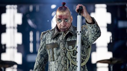 Gegen Till Lindemann, Frontsänger von Rammstein, werden schwere Vorwürfe erhoben.