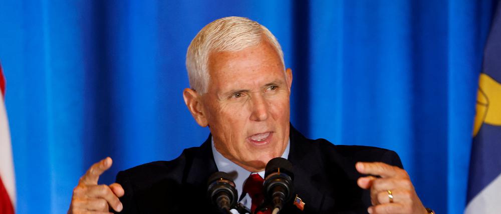 Ex-Vizepräsident und Präsidentschaftskandidat Mike Pence kritisiert Donald Trump in der Affäre um Geheimakten scharf.