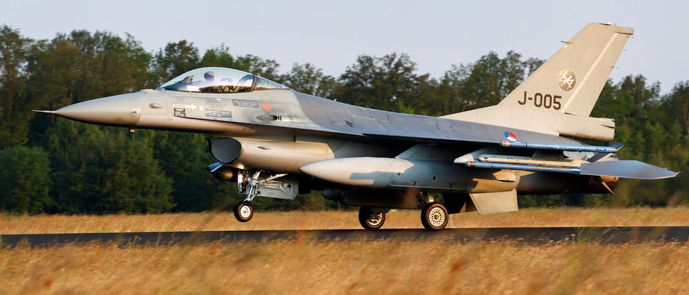 Auch die Niederlande wollen Ukrainer an der F16 ausbilden. 