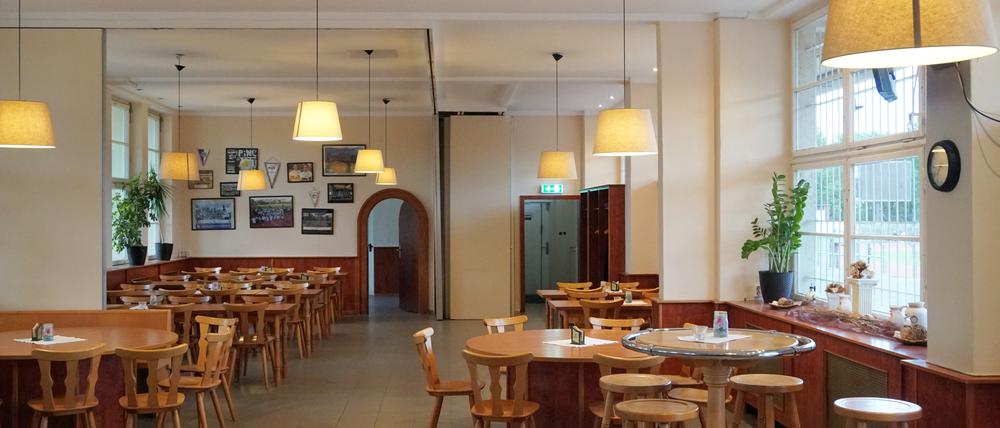 Das Sportcasino im Mommsenstadion in Berlin-Westend, Heimstätte von Tennis Borussia.