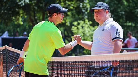 Natürlich wollen sie auch gewinnen! Die Tennisspieler Julius Dietrich (l.) und Timo Hampel kämpfen bei den Weltspielen um die Medaillen.