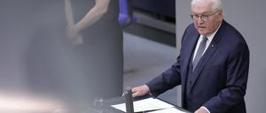 Frank-Walter Steinmeier im Porträt bei einer Rede im Deutschen Bundestag.