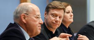 Gehen nach Karlsruhe: Gregor Gysi, Martin Schirdewan und Janine Wissler von der Linkspartei. 
