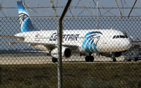 Die entführte EgyptAir-Maschine auf dem Flughafen von Larnaka.