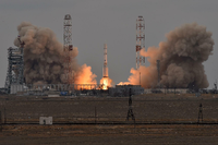 Lift-off. Eine russische "Proton"-Rakete hebt vom Kosmodrom Baikonur ab. An Bord befindet sich eine Sonde und ein Landegerät der Mission "Exomars", die den Planeten im Herbst erreichen sollen.