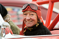 Die Berliner Rallyefahrerin Heidi Hetzer (links) ist über die Ostertage verstorben.