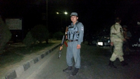 Afghanische Sicherheitskräfte riegelten die Gegend rund um die Amerikanische Universität in Kabul weiträumig ab.