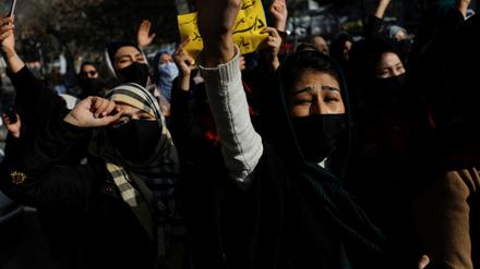 Proteste in Afghanistan gegen Hochschulverbot für Frauen.