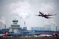 Angeschlagen. Air Berlin erwirtschaftete im dritten Quartal weniger Umsatz und Gewinn.
