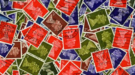 Alte englische Briefmarken (Symbolbild). 